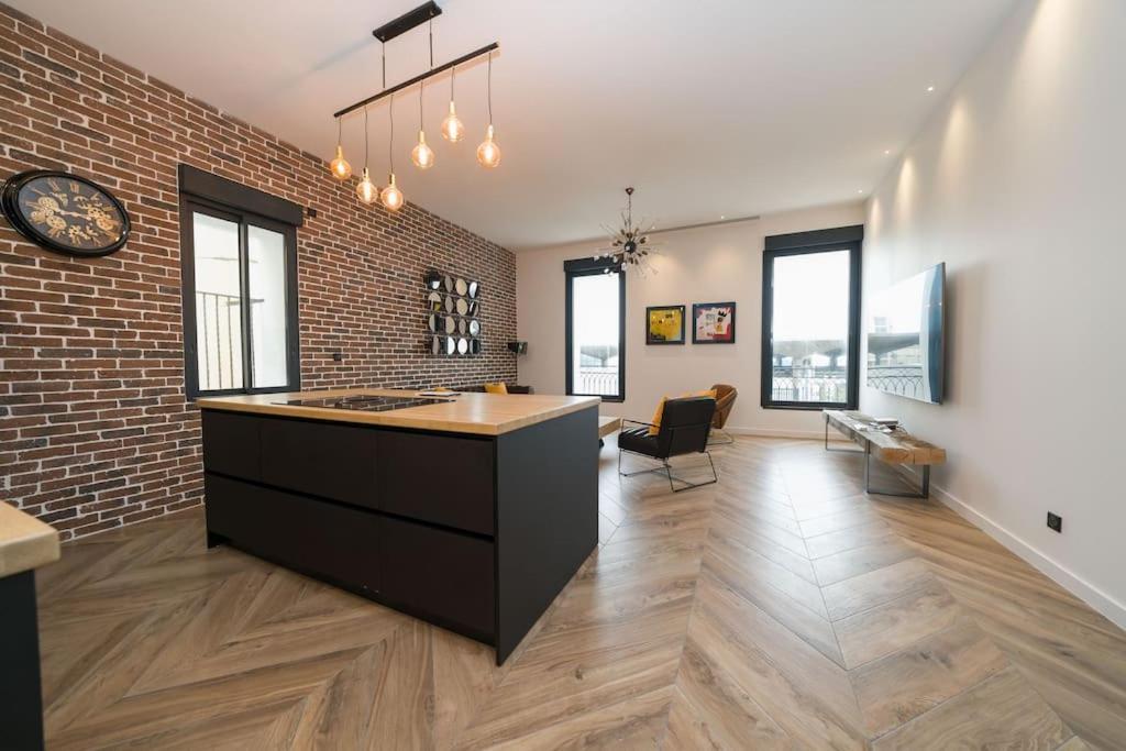 Appartement D'Exception En Centre Ville Sur Quai แซ็ต ภายนอก รูปภาพ